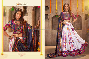 Patola de algodón puro de buena calidad tradicional indio estampado Lehenga Choli para Mujeres a una tasa más baja - Product Image 4