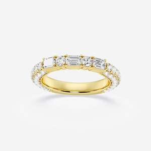 แหวนเพชรผู้หญิงแบบ Eternity Band ประดับเพชรแบบ Pave Setting แหวนหมั้นคลาสสิกทรง Emerald Cut - Product Image 1
