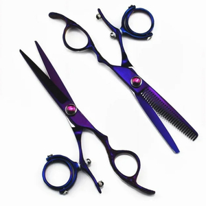 Tijeras de Corte de Cabello Rectas con Rotación de 720 Grados, Tijeras de Acero Inoxidable con Soporte Giratorio para el Pulgar - Product Image 1