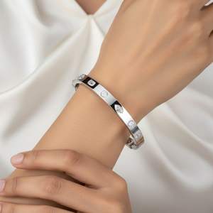 Bracelet jonc serti de diamants de coupe mixte 2.00 CTW - Product Image 6