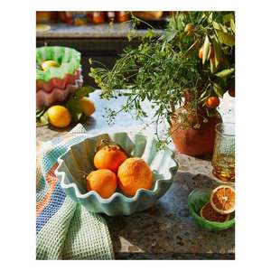 Bol de service en résine au design moderne, durable et écologique, avec bord festonné ondulé, pour fruits, collations, vaisselle de table - Product Image 1