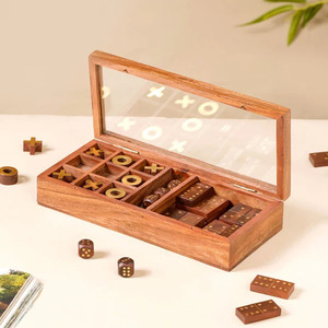 เกมติ๊กต่อไม้ตกแต่งโต๊ะพร้อมลาย XOXO สีทอง ปรับแต่งได้ตามต้องการ เหมาะสำหรับกิจกรรมครอบครัวและเพื่อนฝูง สนุกกับการเล่น - Product Image 1