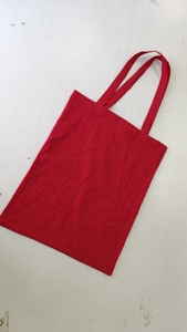 กระเป๋าโท้ทผ้าฝ้ายสีแดงล้วน ขายส่ง น้ำหนักเบา สไตล์วินเทจ สำหรับฤดูร้อน สะพายไหล่ ใช้งานได้ทุกวัน เป็นมิตรกับสิ่งแวดล้อม - Product Image 6