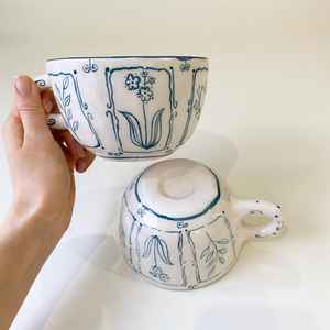 Taza de Café de Cerámica Hecha a Mano con Diseño Natural, Acabado Rústico Glaseado, Fabricada por Universal Overseas - Product Image 4