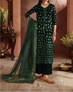 Robe Anarkali en soie brodée sur mesure pour femmes, couleur personnalisée, longueur genoux, robe ethnique indienne pakistanaise pour toutes les saisons - Product Image 5