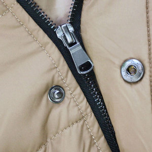 Custom High Quality Men's Winter Canvas Puffer Jacket Casual Zipper Solid Breathable <b>Waterproof</b> Hooded Puffer Jacket - Product Image 4