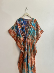Robe kaftan longue en soie crêpe vintage tie and dye pour femme, tenue de détente - Product Image 4