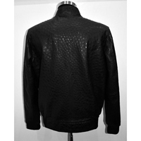 Blouson aviateur en cuir élégant pour homme avec col en V, doublure douce et fermeture éclair pour l'hiver