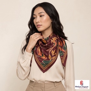 Tissu d'écharpe imprimé de haute qualité, léger, marque blanche, OEM ODM, textile de mode, fabricant sur mesure, produit textile personnalisé Bali - Product Image 5