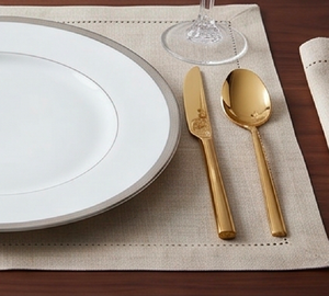 Juego de cubiertos dorados con acabado de alto brillo, diseño elegante para vajilla de boda, cubiertos metálicos resistentes al óxido. - Product Image 3