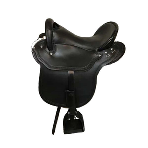 Selle de cheval western noire en cuir, équipement d'équitation rembourré pour la randonnée, le ranch, l'entraînement et le plaisir, avec étriers durables - Product Image 3