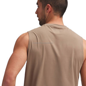 Camisetas de Gimnasio Hechas en Pakistán, Material Transpirable de Primera Calidad, Camiseta sin Mangas para Hombre de Alta Calidad, Diseño Liso en Venta - Product Image 5