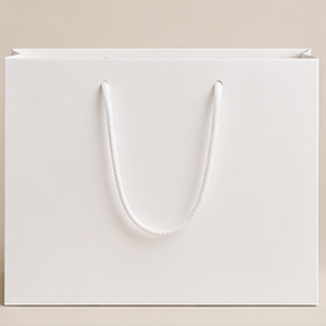 Bolsas de Compras de Papel de Lujo Personalizadas con Asas de Cuerda, Bolsas de Regalo Blancas, Marrones y Negras para Empaquetado de Boutique Minorista - Product Image 5