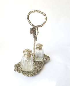 Ensemble élégant de salières et poivrières en métal, contenants à assaisonnements de luxe pour la table, accessoires de cuisine et de salle à manger - Product Image 6