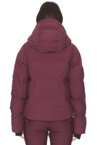 Chaqueta Acolchada con Capucha para Mujer, Venta al Por Mayor OEM, Color Sólido, Manga Larga, Cierre de Cremallera, Abrigo Grueso de Invierno con Relleno de Poliéster - Product Image 4