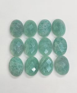 พลอยอะเมโซไนต์ธรรมชาติทรงรีเหลี่ยมเพชรพลอยสำหรับทำเครื่องประดับขายส่ง สีฟ้าเขียว - Product Image 4