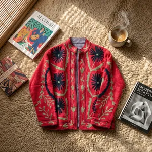 Chaqueta de Mujer Bordada a Mano con Diseño Floral Rojo, Cuello Mao, Manga Larga, para Otoño - Product Image 2