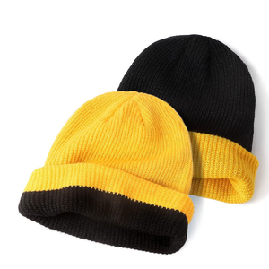 Bonnet en tricot color block jaune et noir avec revers contrastant, unisexe, pour l'hiver - Product Image 3