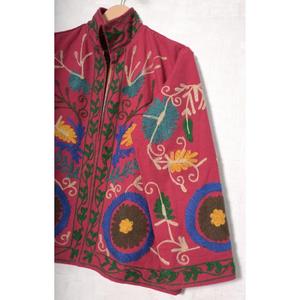 Veste en coton bohème faite à la main pour femmes, broderie Suzani, manteau ethnique - Product Image 3