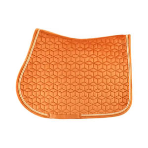 Tapis de selle personnalisé avec doublure sur mesure, design élégant pour le dressage équestre, pour chevaux. - Product Image 1