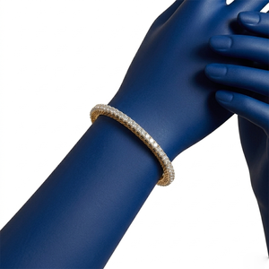Pulsera de Lujo Multicolor Jadau Kundan Chapada en Oro con Diamantes Americanos de Primera Calidad. Brazalete Elegante para Bodas y Fiestas - Product Image 3