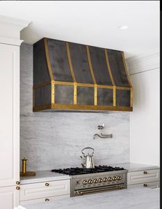 Campana Extractora de Latón Premium para Cocina Moderna de Lujo, Ventilación Elegante y Duradera, Solución para Cocinar en Casa - Product Image 6