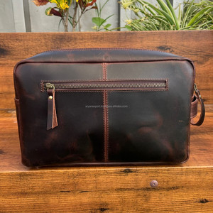 Kit de afeitado de viaje colgante grande al por mayor para hombres Kit Dopp de cuero genuino neceser de cuero de vaca bolsas de cosméticos para mujeres - Product Image 5