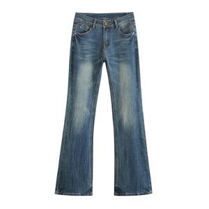 Pantalones vaqueros clásicos de cintura alta para mujer, color azul claro, de buena calidad y cómodos, también para hombre. - Product Image 1