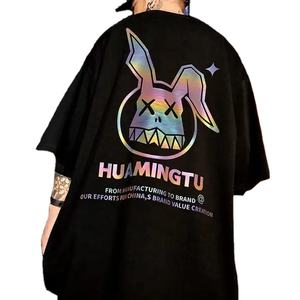 เสื้อยืดผ้าคอตตอนสำหรับผู้ชายขนาดใหญ่พิเศษเสื้อพิมพ์ลายโลโก้ด้วยเลเซอร์สะท้อนแสงสีรุ้งแบบ100% สำหรับฤดูร้อน - Product Image 3