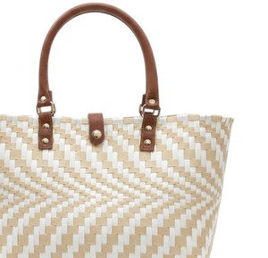 Sac à main en plastique tissé à motif chevron unique et sac fait main chic pour femmes, sac de shopping décontracté pour tous les jours, personnalisable - Product Image 3