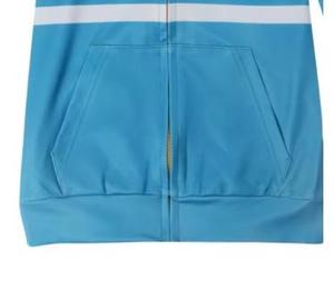 เสื้อแจ็คเก็ตบอมเบอร์สปอร์ตสีน้ำเงินแบบยูนิเซ็กซ์ ลายทางสีเหลือง ซิปปิด คอตั้ง ระบายอากาศได้ดี ผลิตจากโพลีเอสเตอร์เคลือบ  โลโก้ด้านหน้า เหมาะสำหรับใส่ในฤดูใบไม้ร่วง - Product Image 6