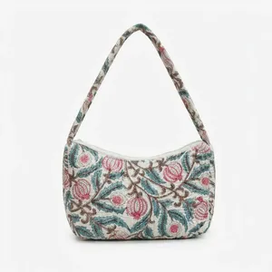Sac à main matelassé en coton à motifs floraux, sac fourre-tout réutilisable en tissu, sac à bandoulière fait main pour femme, sac de tous les jours, fabricant - Product Image 1