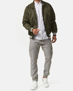 Chaqueta Bomber Verde Oliva para Hombre, Cuello Alto, Cierre de Cremallera, Casual, Resistente al Viento, Poliéster, Corte Ajustado, para Otoño - Product Image 2