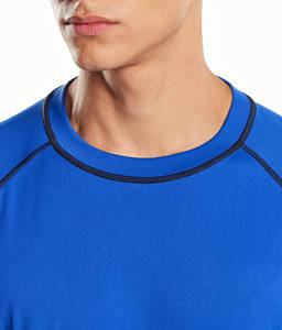 เสื้อแรชการ์ดแขนยาวสีน้ำเงินแบบยูนิเซ็กซ์ ระบายอากาศได้ดี เป็นมิตรกับสิ่งแวดล้อม แห้งเร็ว ดีไซน์สีตัดต่อ ผลิตจากผ้าสแปนเด็กซ์/โพลีเอสเตอร์ ป้องกันแสงแดด - Product Image 4
