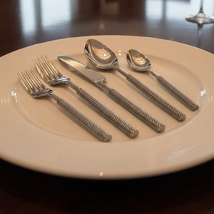 Juego de Cubiertos de Acero Inoxidable Ecológicos de Lujo, Aptos para Lavavajillas, Ligeros, para Cenas Elegantes y Fiestas, Colección para Restaurantes - Product Image 1