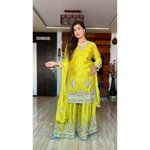 Ensemble haut et dupatta Sarara pour femmes, vêtements de soirée de créateur - Product Image 2