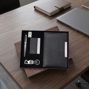 Combo de Regalo Ejecutivo con Cuaderno A5, Bolígrafo Magnético de Metal, Porta Tarjetas y Llavero de Cuero Sintético para Profesionales Corporativos - Product Image 1