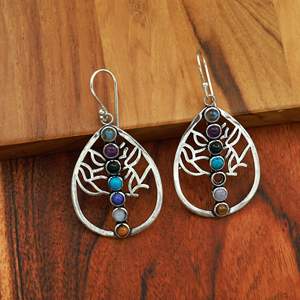 Boucles d'oreilles en pierres précieuses 7 chakras Arbre de Vie, faites à la main en laiton et plaqué argent, boucles d'oreilles pendantes en cristal de guérison, bijoux spirituels - Product Image 2
