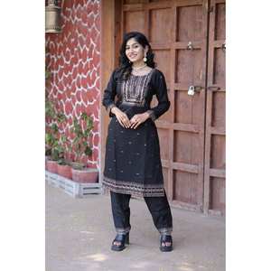 Women's XL Size <b>Sequins</b> Embroidery Work Party Wear <b>Top</b> and Bottom Set - Product Image 6