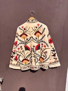 <b>Women</b> <b>Velvet</b> Embroidered Breathable Quilted Jacket Indian Ethnic Suzani Boho Winter <b>Coat</b> - Product Image 3
