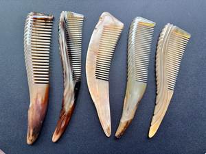 Peigne en corne de buffle sculpté, peigne à cheveux en forme d'animal, poli, portable, artisanat naturel - Product Image 3
