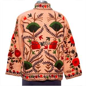 Blouson en coton tricoté à col en V, motif floral vintage, broderie Suzani TNT, multi-saison, hiver, écologique, respirant, séchage rapide - Product Image 5