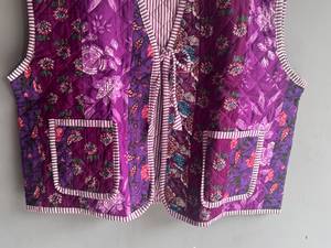 Floral <b>Quilted</b> Cotton Vest V-Neck Sleeveless Women's <b>Jacket</b> Summer Wear with Pockets Printed <b>Pattern</b> Regular Length GIFT FOR HER - Product Image 3