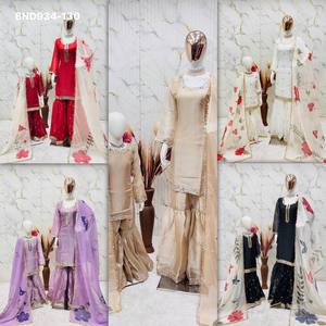 Precioso conjunto Sharara-Suit de seda GMY con bordado de lentejuelas para madre e hija, con Batwa. Exportador mundial. - Product Image 6