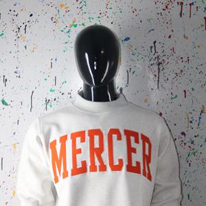 Sudadera MERCER WHITE con Cuello Alto, 100% Algodón, Apliques Bordados en Naranja, Cuello Ancho, URBAN PRODUCTIONS - Product Image 4