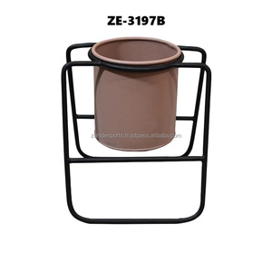 Florero Moderno Urbano Hecho a Mano de Cerámica Ecológica Cromada ZE-3197B para Decoración de Sala de Estar en Apartamentos Zahid Exports - Product Image 2