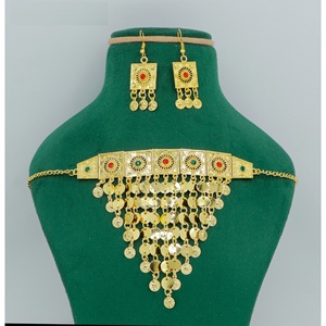 Fournitures de bijouterie Bijoux indiens pour femmes Parure de bijouterie de mariage Dubai plaqué rhodium Vente en gros de boucles d'oreilles dubai en cuivre - Product Image 3