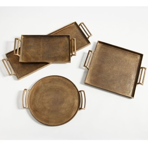 Bandeja de Servir Moderna de Acero Dorado Premium con Patrón Martillado, Ligera, para Bodas, Cenas, Hoteles, Restaurantes y Decoración del Hogar - Product Image 3