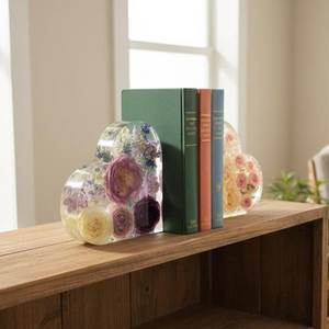Exclusivos sujetadores de libros de resina hechos a mano, soporte decorativo premium para libros, para decoración de estanterías de biblioteca, oficina u hogar de lujo. - Product Image 1