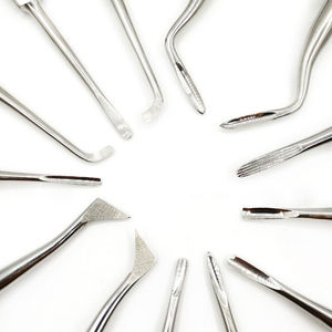 Meilleur Prix – Kit d'Équipement Dentaire Manuel en Acier Inoxydable : Élévateurs Radiculaires Droits et Courbés, Instruments Chirurgicaux Légers Certifiés CE - Product Image 5